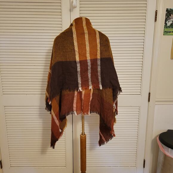 Brown Plaid Stripped Oversized Shawl Wrap Scarf Fringe Soft Blanket 54x57 - Picture 5 of 5